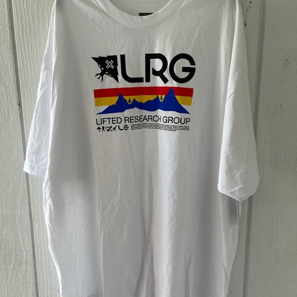 Men’s 3X new Lifted Research Group (LRG) cotton T-shirt NWT. 🔵⚪️🟡🔴⚫️ - Picture 2 of 3